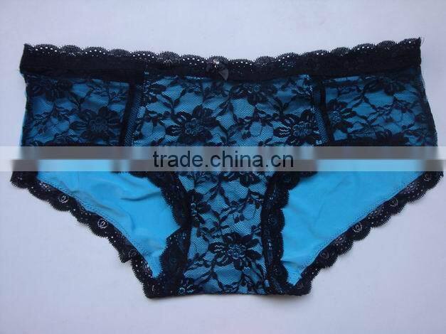 Plus size bra/boyleg set