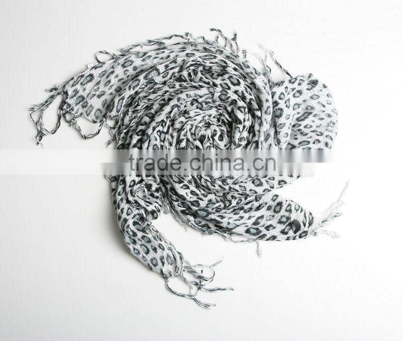 square scarf with leopard