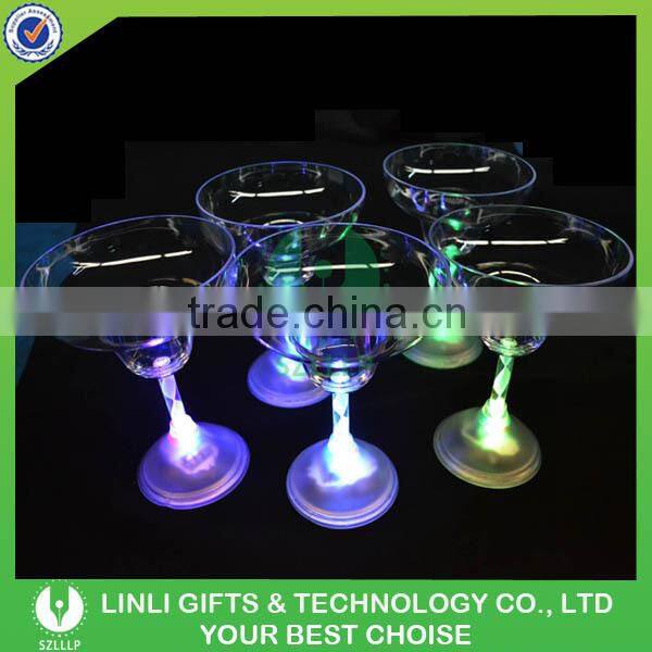 2016 Sexy Change Color Plastic Led Cup With Logo