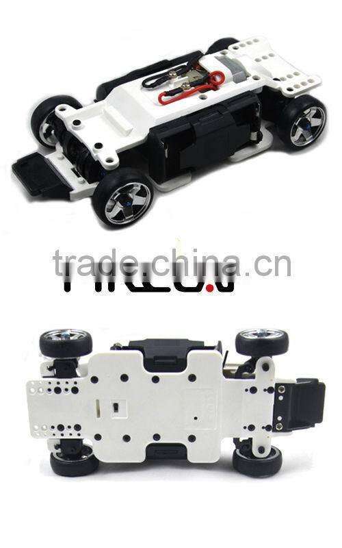 Small scale 1:28 4WD electric drift toy car