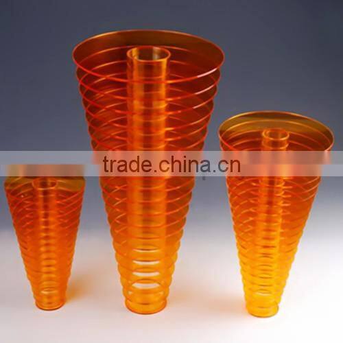 Excellent craft high clear heart shaped acrylic vases wholesale for home decoration manufacturer