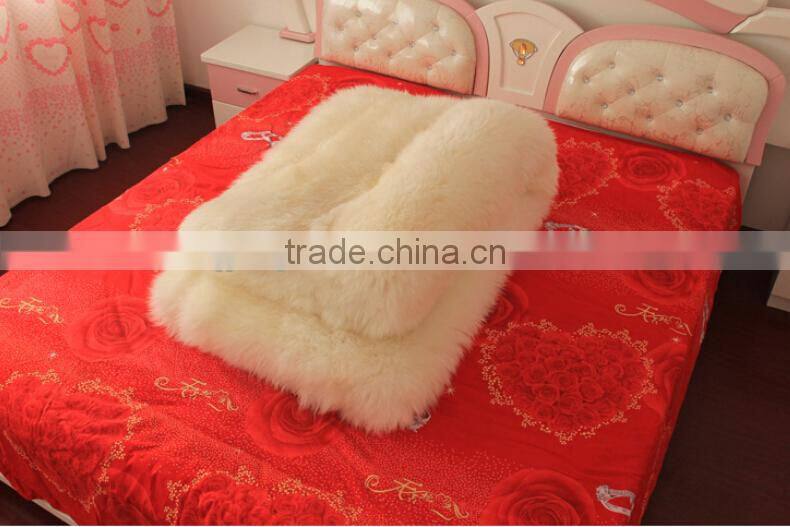 White Color Mongolian Sheep Fur Skin / Long Haired Sheep Fur Skin
