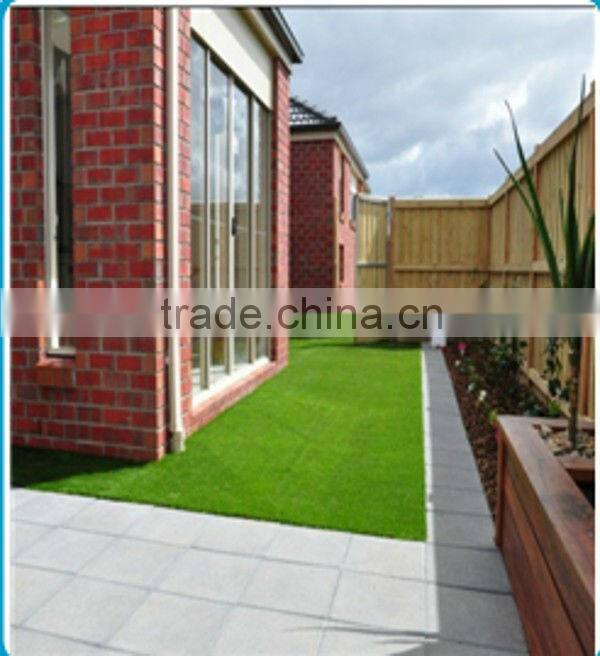Artificial landscaping grass