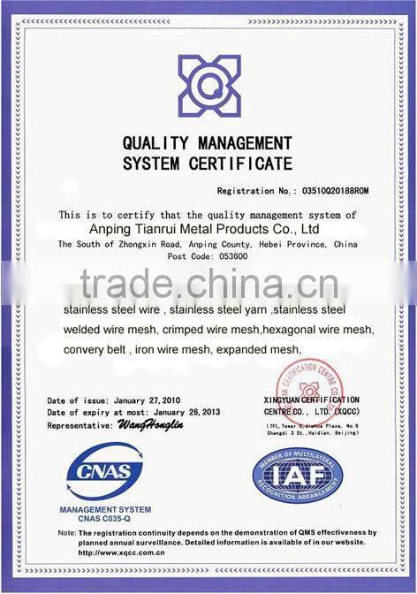grassland sheep mesh wire fencing/cow fence/field fence factory direct supply