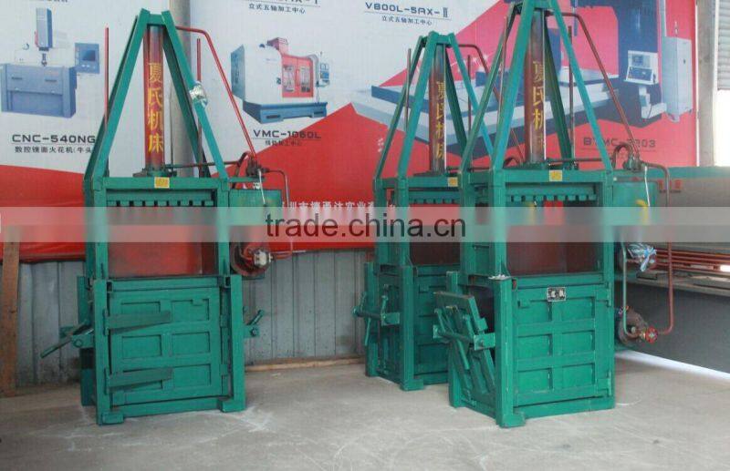 DB-10T vertical hydraulic baler for waste paper , plastic, cartoon,straw,hay packing