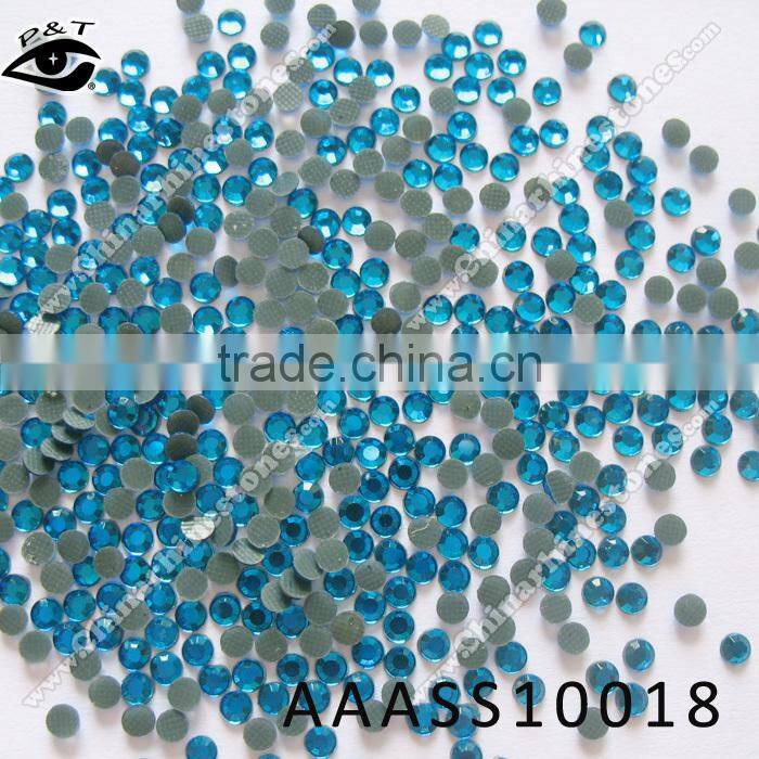 China Hot fix Rhinestone 3mm ss10 peacock blue rhinestone for clothing shoes