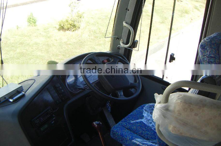 Dongfeng EQ6105L3G 4x2 10m diesel tourist bus