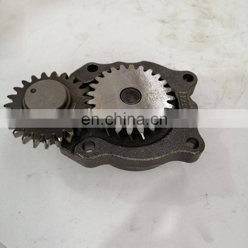 4937408 Oil pump Diesel Engine 4BT Spare Truck Original 4937408