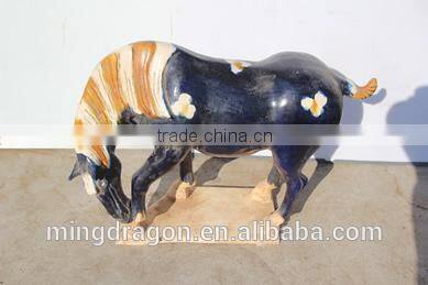 pottery art , hourse