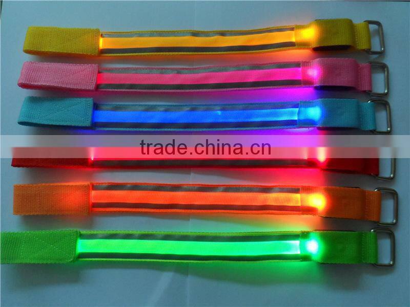 2015 New Style 2.5 cm Nylon Flashing LED Snap Reflective Bracelet