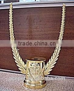 Wheatear base for trophy