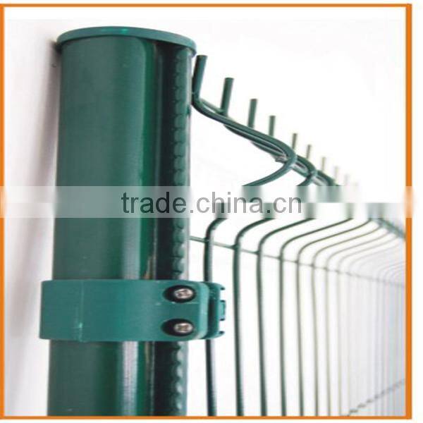 high quality galvanized round fence posts(factory)