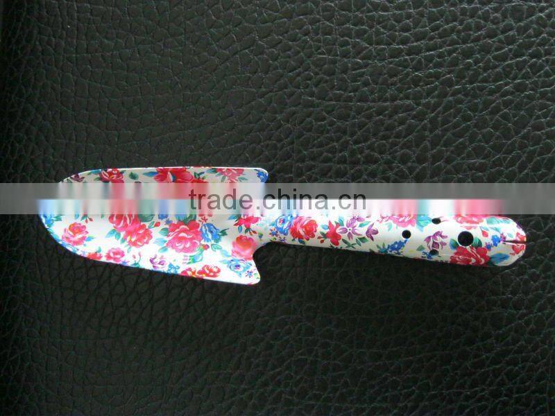 TRANSFER PRINTING GARDEN SHOVEL