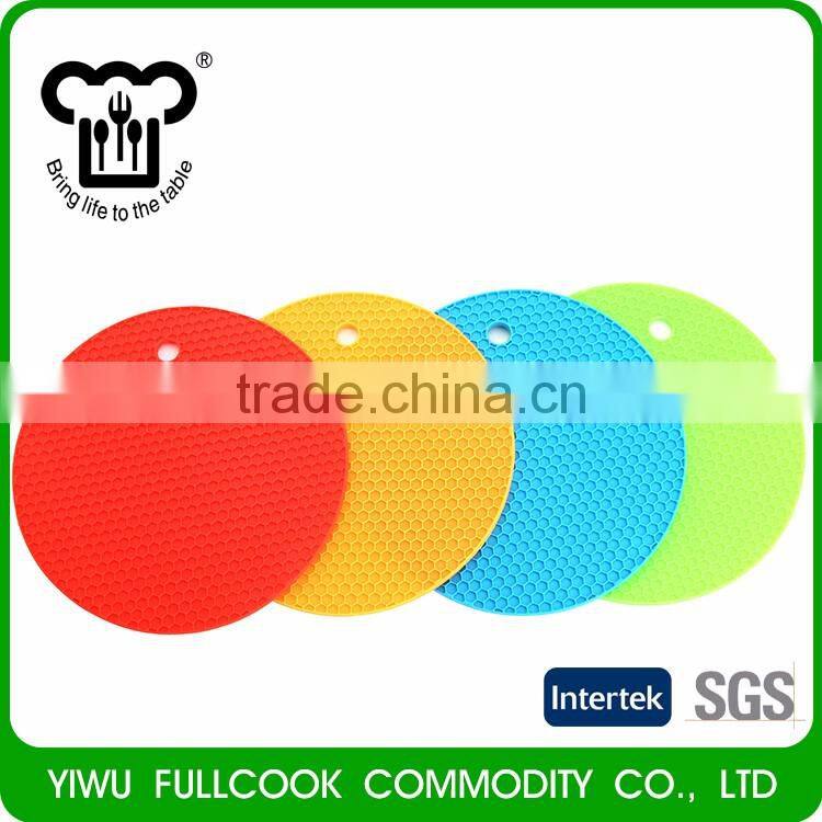 High quality round colorful food grade heat resistant silicone table mat