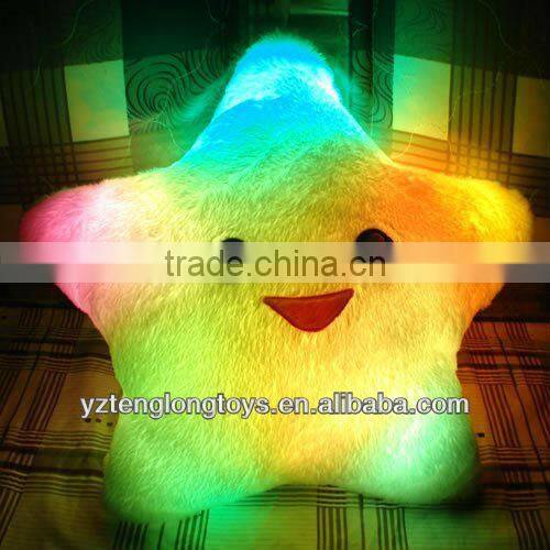 New design custom colorful heart plush LED light pillow