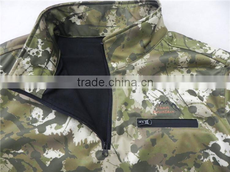 Waterproof Breathable Hunting Jacket Medium Camo Mossy Oak