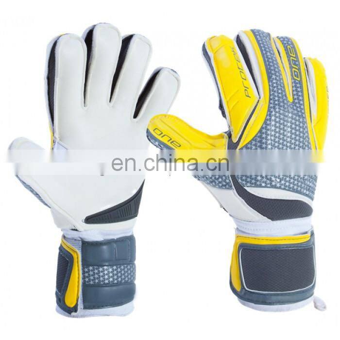 professional customized design high quality soccer football goalkeeper gloves