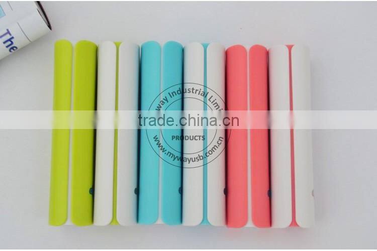 2200mah hot sell portable 18650 battery mobile phone power bank for travel & best gift