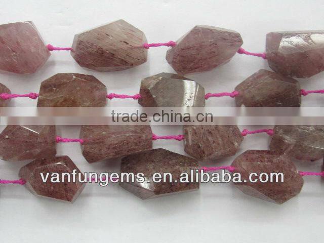 Strawberry quartz faceted tumble stone