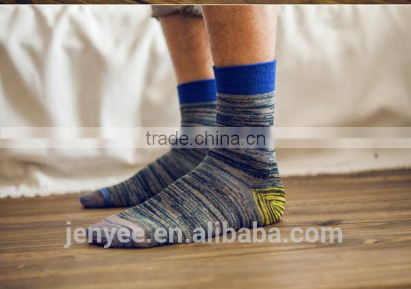Custom new casual fashion dress stripe sock by apple designer