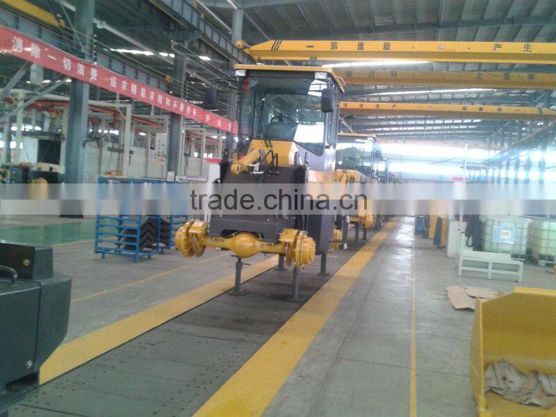 ZOT 650KG skid steer loader with 60HP desiel engine, closed cab