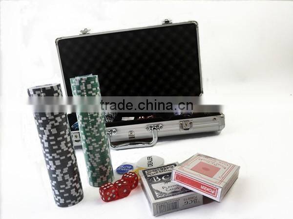 Trademark Poker 500pc 11.5g Casino Ace Poker Chips Set in aluminum case