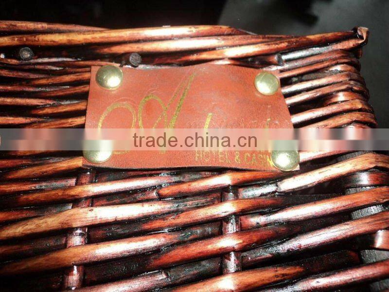 2012 Newest Willow Pink Picnic Basket For Two Persons