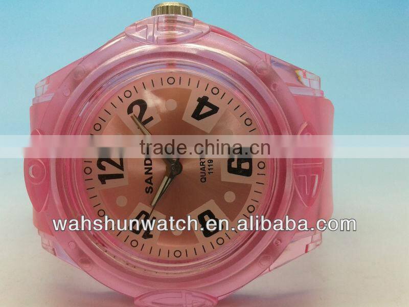 China factory custom color analog big numbers plastic watch