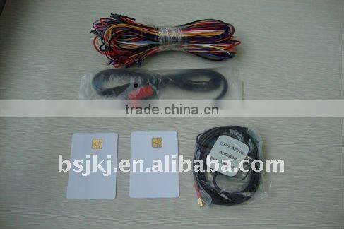 vehicle GPS tracker speed limiter with camera fuel/temperature sensor Real-time tracking T01