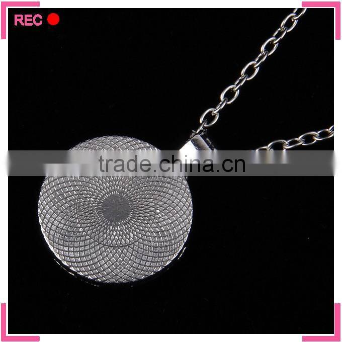 Personalized necklace wholesale, Clown pattern pendent necklace