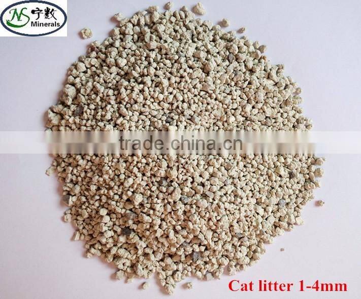 bentonite cat litter as cats dogs clean up product