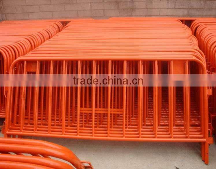 Galvanized or Powder coated crowd control barrier/ temporary fence barrier/steel pipe barrier