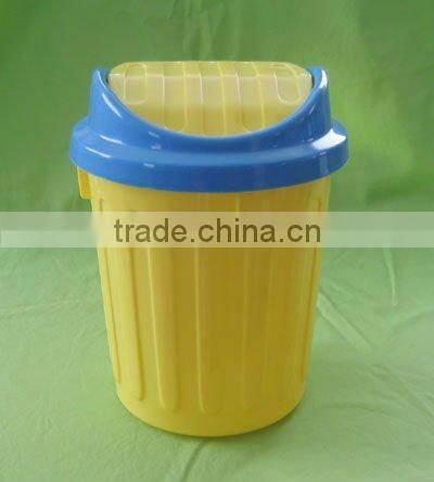 Mini plastic family use dustbin