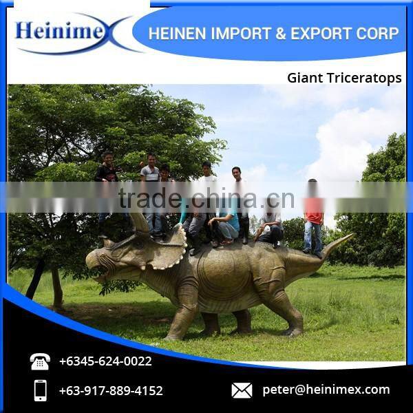 High Quality Best Simulation Jurassic Park Dinosaur Giant Triceratops Model