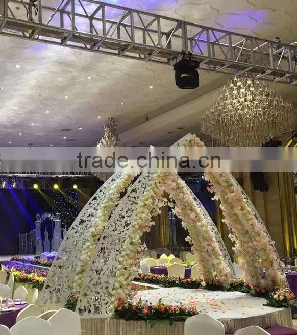 ox horn arched door , wedding/birthday/party /festival flowers &wreaths type prettly engraved door