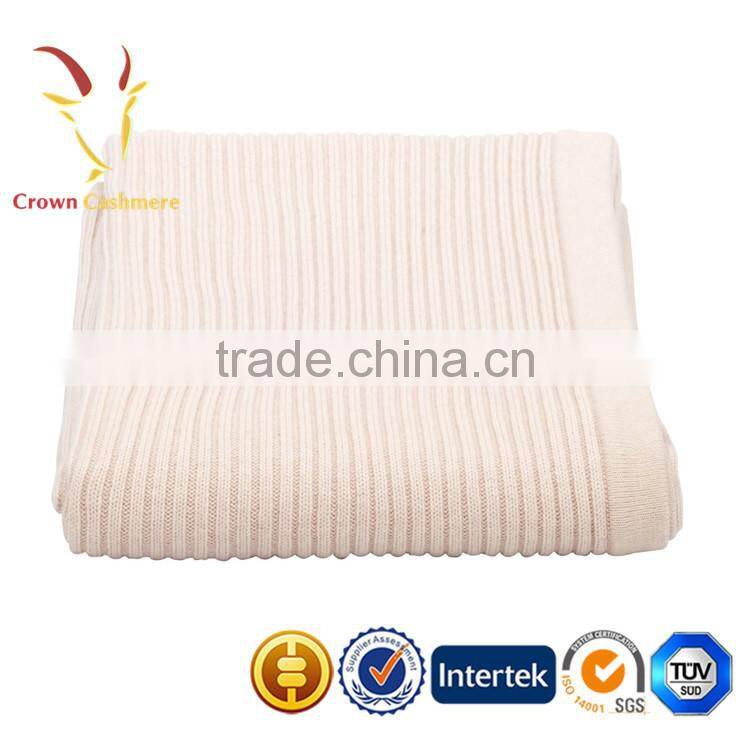 Plain China Knitted Newborn Baby Throw Blanket