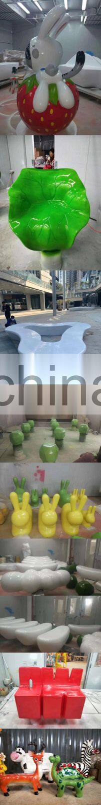 Affordable OEM Jewellery Store Window Display Visual Props 3D Printing Silver Balloons for Christmas Sale Promotions