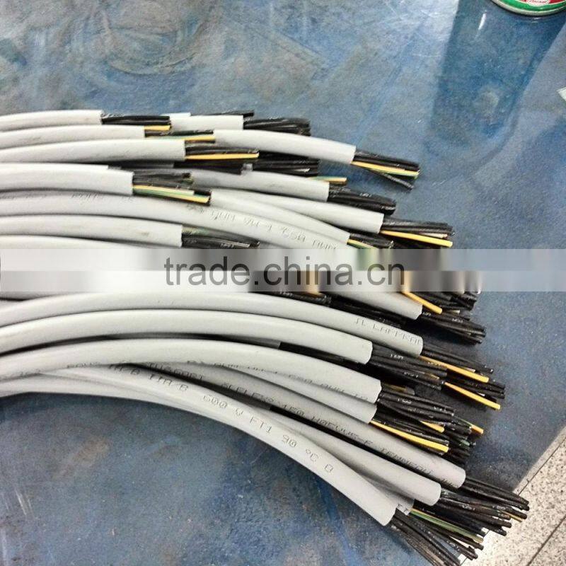 Desktop computer cutting wire peeling machine