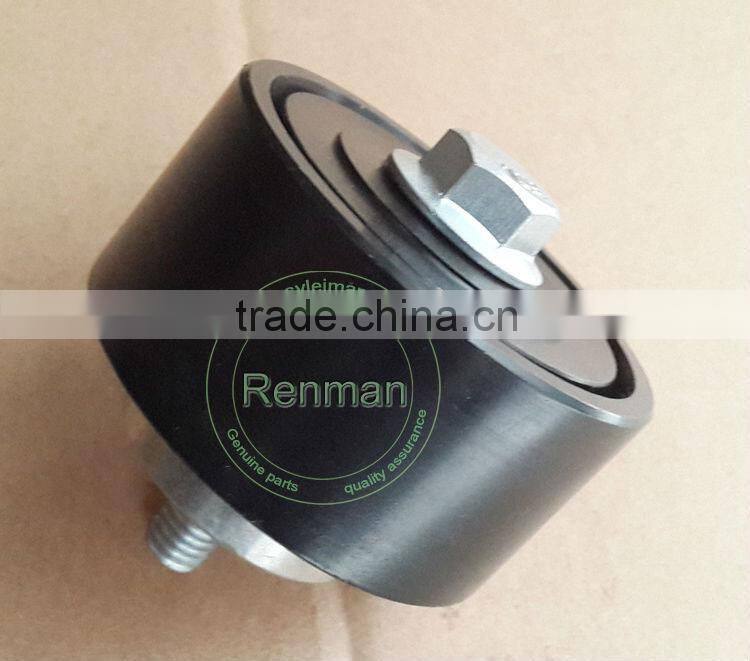 Diesel Engine Parts Pulley Idler Shaft 5256369