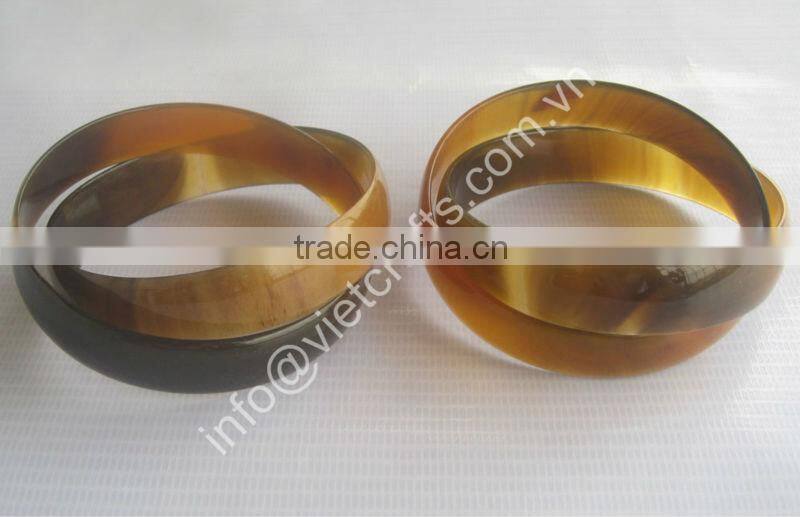 Buffalo horn bangle, couple design, honey horn color