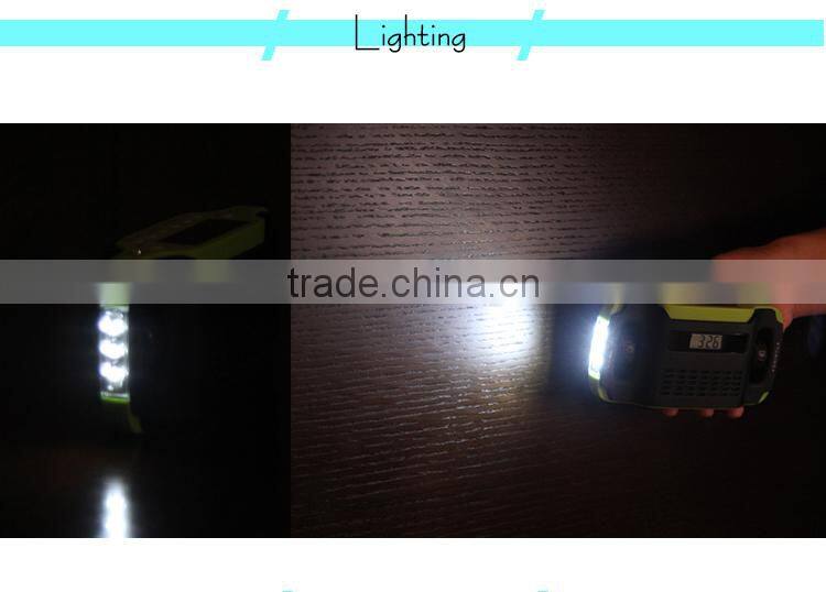 2016 Trending Products Dynamo Digital Display LED Torch AM/FM Solar Rechargable Radio Flashlight