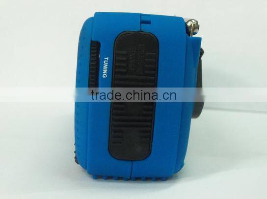 Hot sale Solar Powered AM / FM/SW Radio with Flashlight