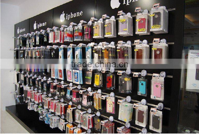 Easy Locking display hooks