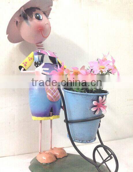 2015 newest design girl boy garden decoration metal girl flower pot metal bog flower pot metal flower pot