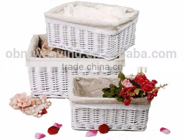 Customized cheap fancy woven white wicker basket for wedding decoration
