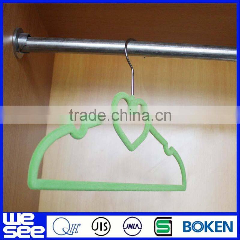 Heart type none slip thick plastic hangers