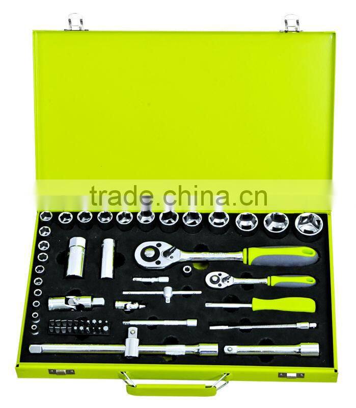 CF598702 56cs 1/4" & 1/2"drive socket and ratchet handle set