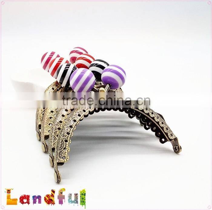 8.5cm 3.35inch Candy Ball Bronze Round Engraving Embossed Lace Purse Frame