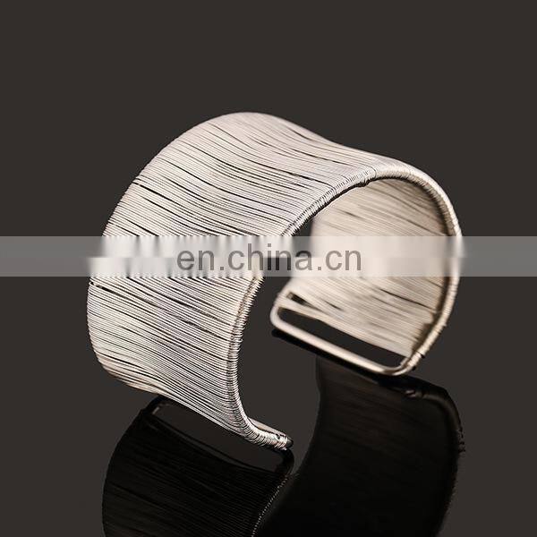 New Arrival Promotion Wide Cuff Open Cuff Ladies Bracelets Bangle for Gifts