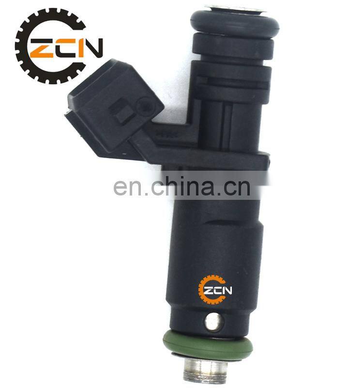 5WY-2E01B Fuel Injector D147004452